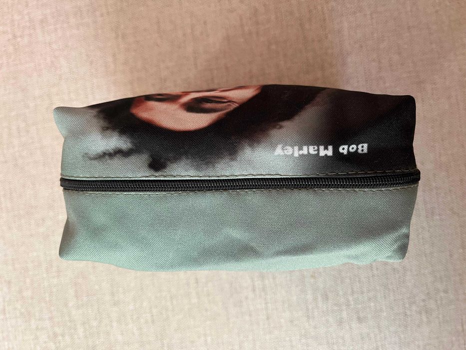 Bolsa Necessaire Exclusiva - Tributo a Bob Marley