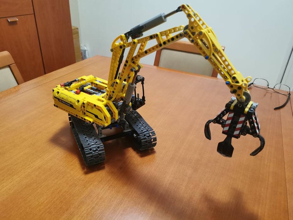 Lego 42006 Excavator