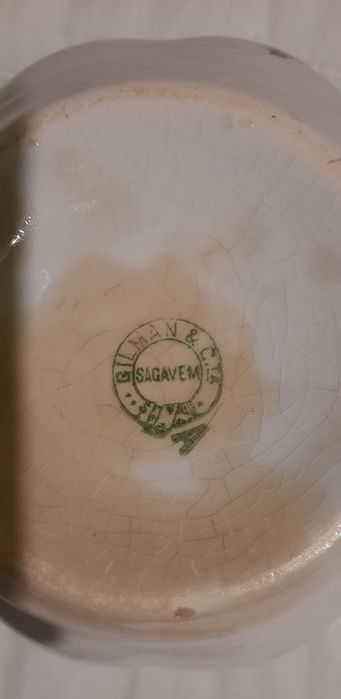 Fabuloso vaso faiança Sacavem gilman

Bom estado 

Medidas 
Altura 
Di