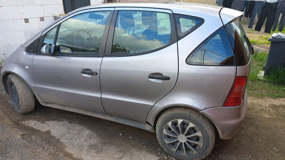 Мерседес А170 не розмитнений