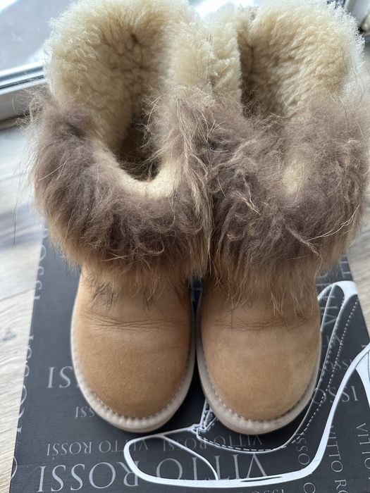 Зимові чоботи хорошому стані