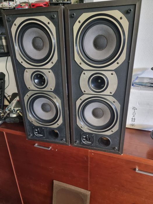 Colunas wharfedale vintage