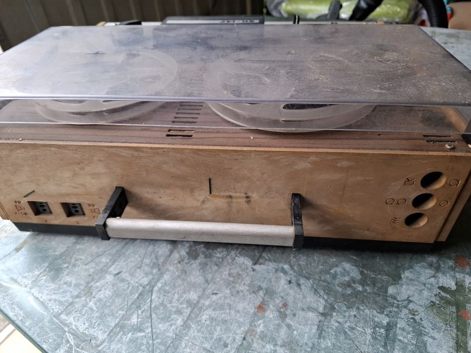 Magnetofon szpulowy ZN-147