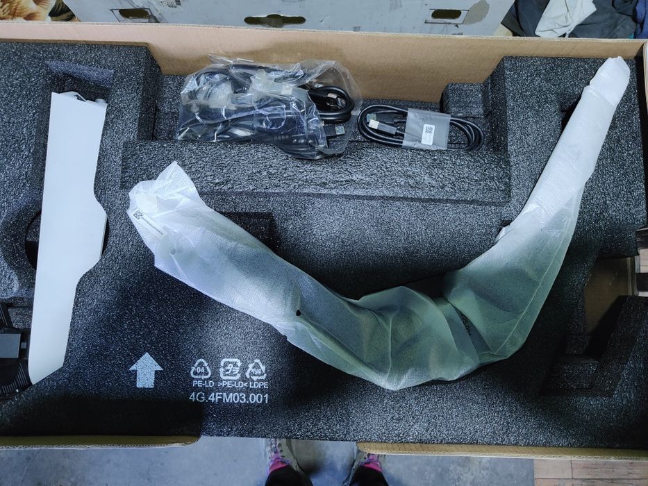 Монітор Alienware AW3420DW — на запчастини або відновлення