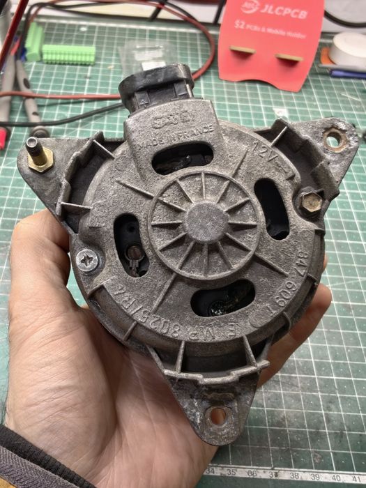 Двигатель от вентилятора радиатора