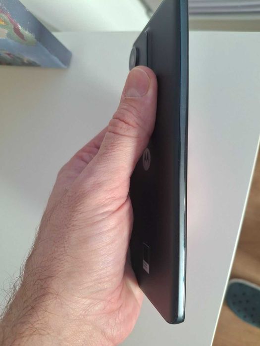 Motorola moto Edge 40 neo 8(12)/256 5000mah
