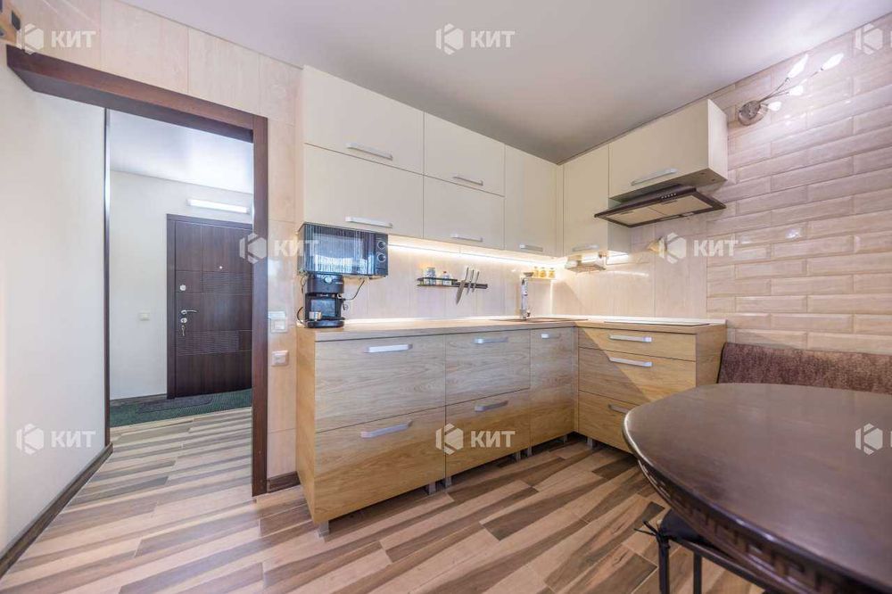 2к. 56м2, с. Подвірки, (с. Подворки, м. Холодная Гора), 125555