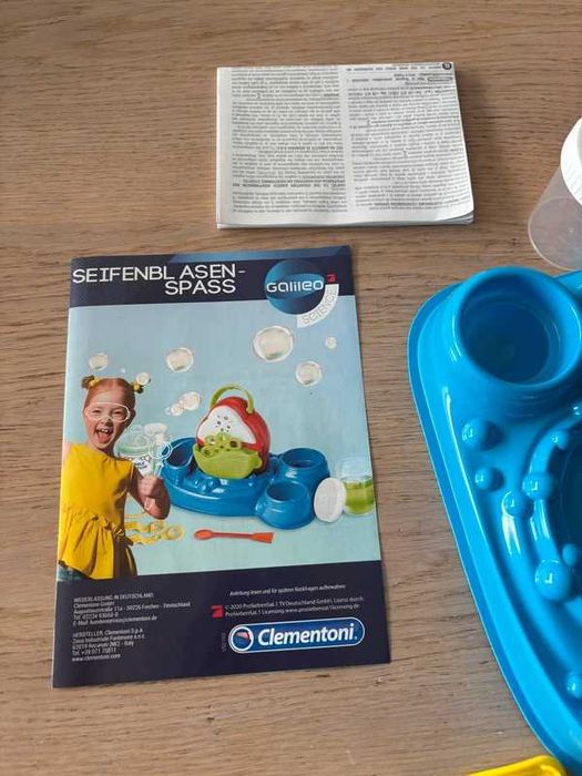 Laboratorium baniek mydlanych Clementoni