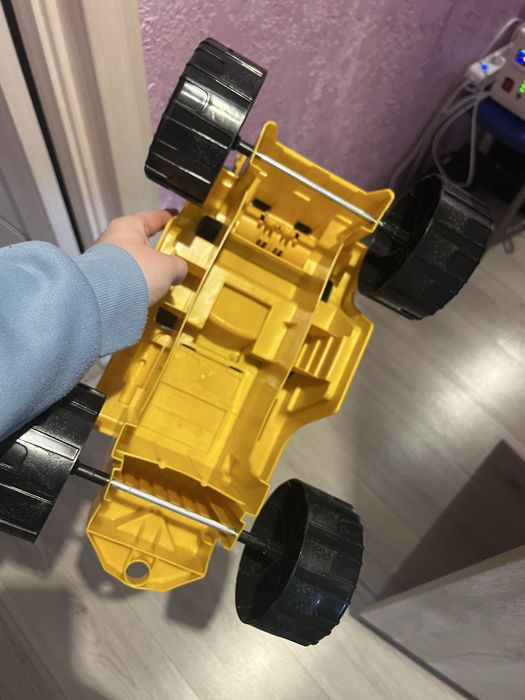 Бульдозер , великий трактор