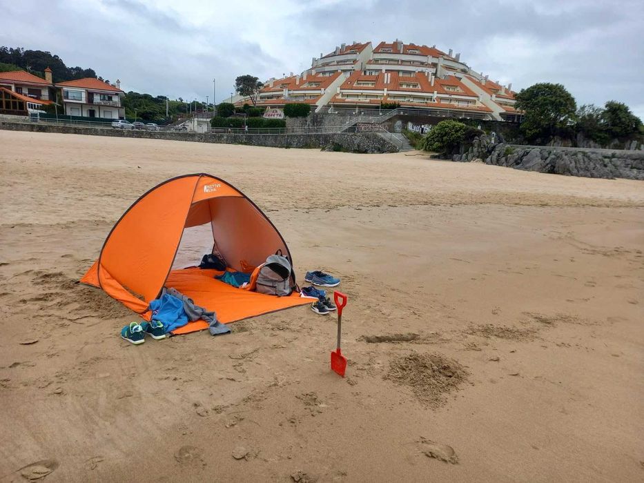 Namiot plażowy turystyczny przeciwsłoneczny na jezioro działkę ogród