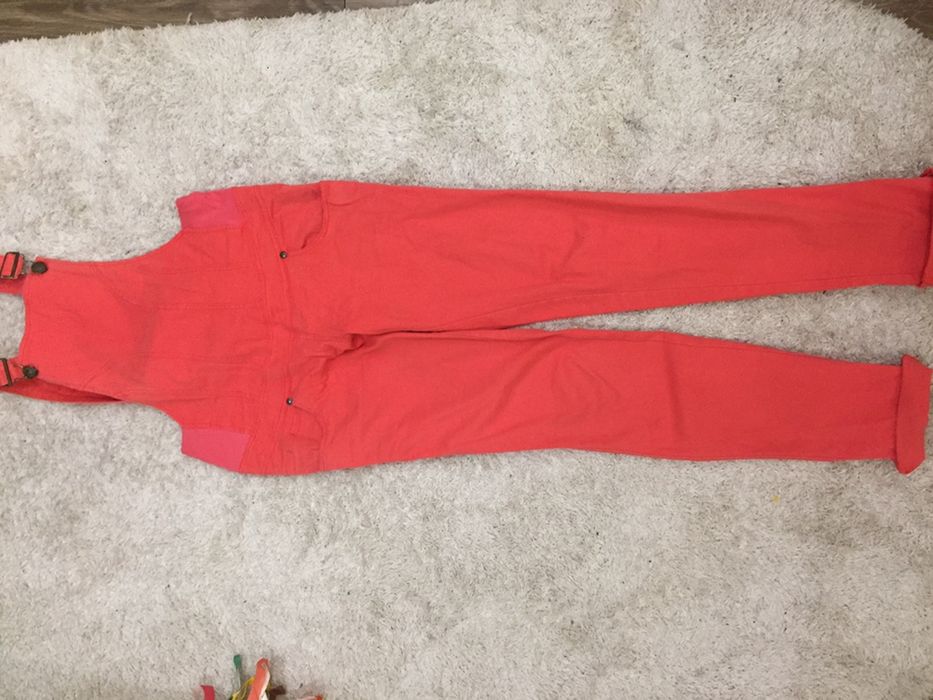 Комбінезон для вагітних.