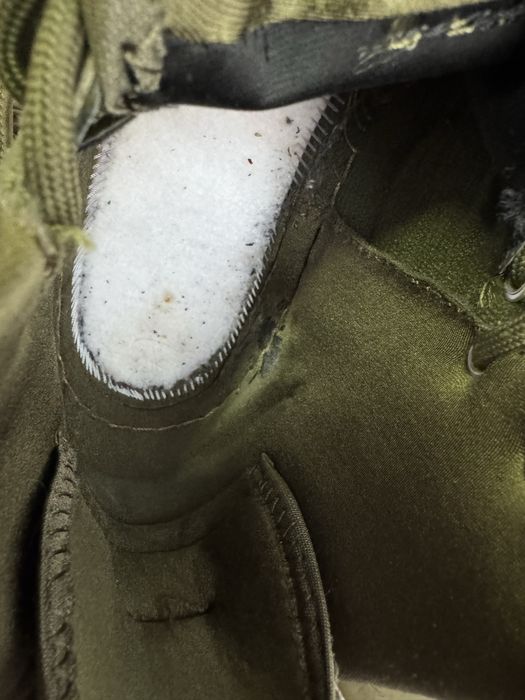 Кросівки Nike EBERNON MID WINTER 42 зелений