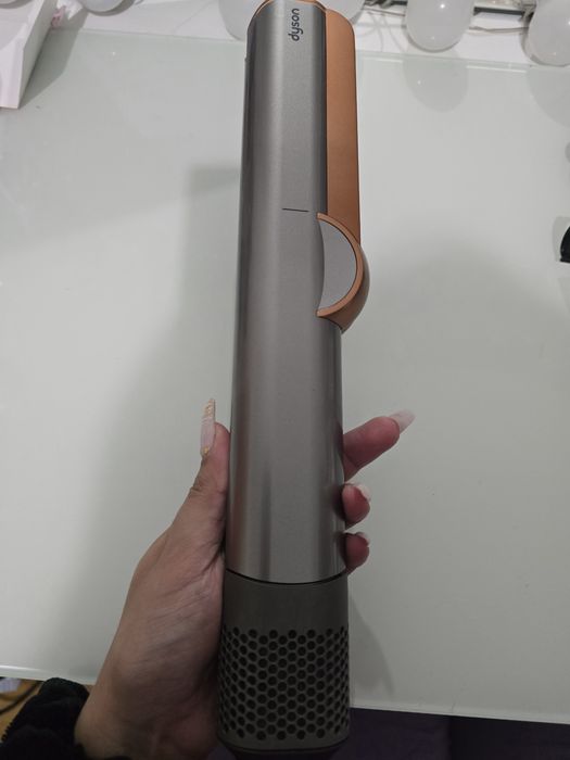 Alisador/Secador Dyson Airstrait