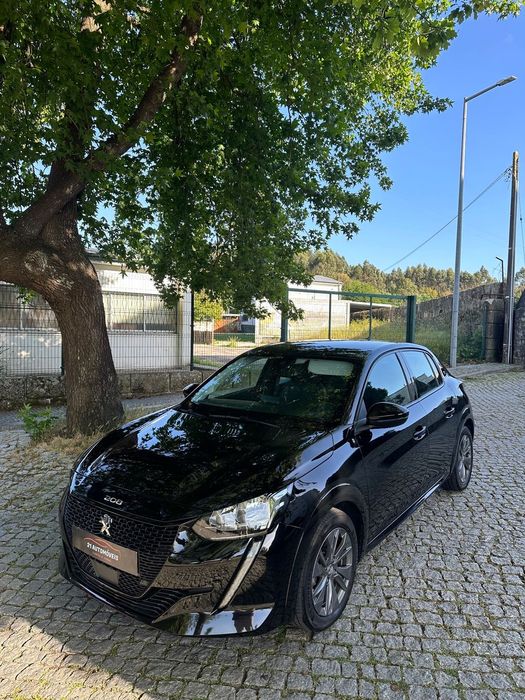 Peugeot e-208 Allure