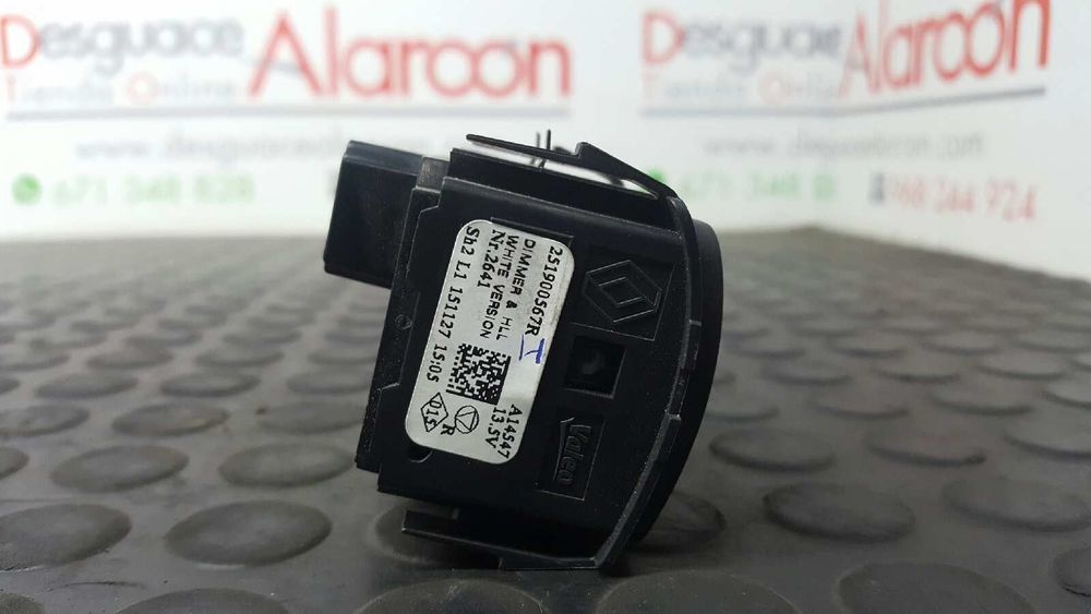 CONTROLE DE AJUSTE DE LUZES RENAULT CLIO IV BUSINESS