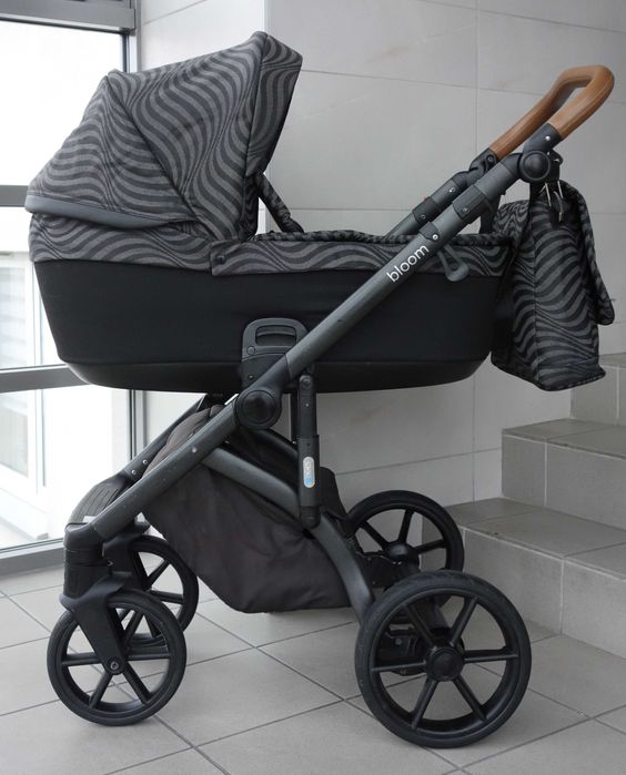 3w1 wózek  Roan Bloom z fotelikiem Maxi-Cosi