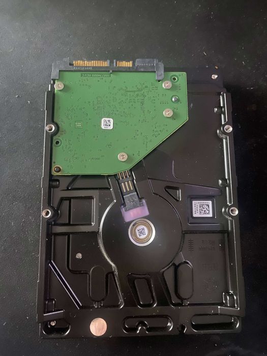 Disco Rígido Interno Seagate BarraCuda 1TB 3.5" – Como Novo