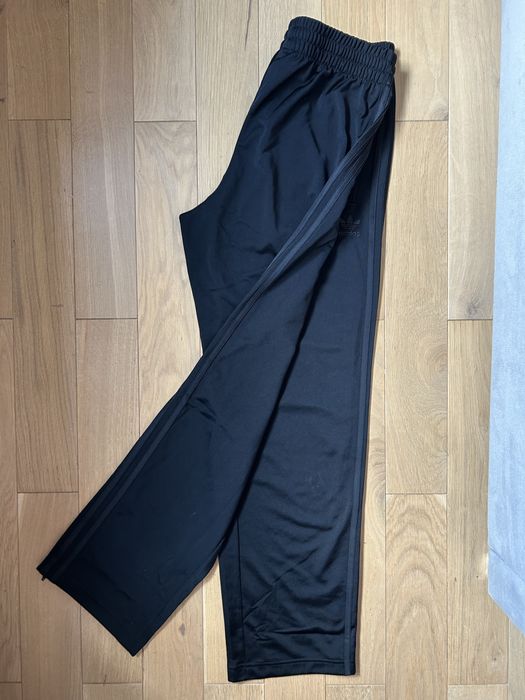 Spodnie Adidas czarne