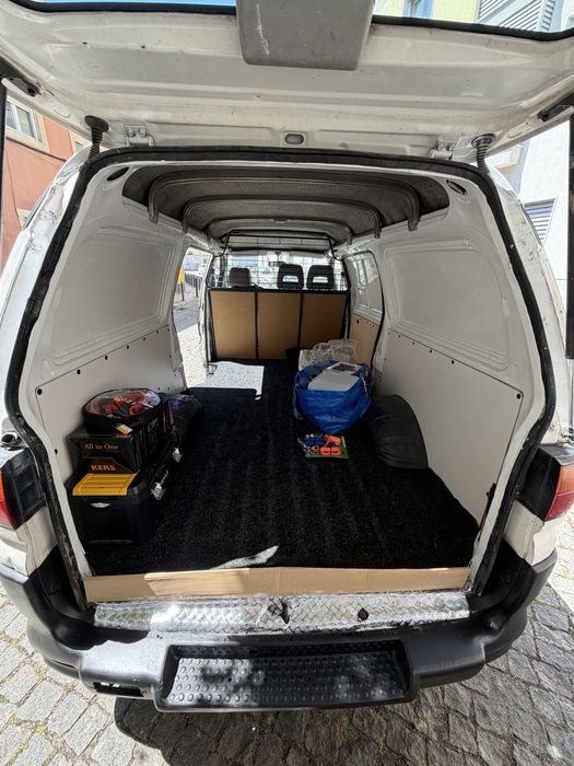 Mitsubishi L400 2.5
