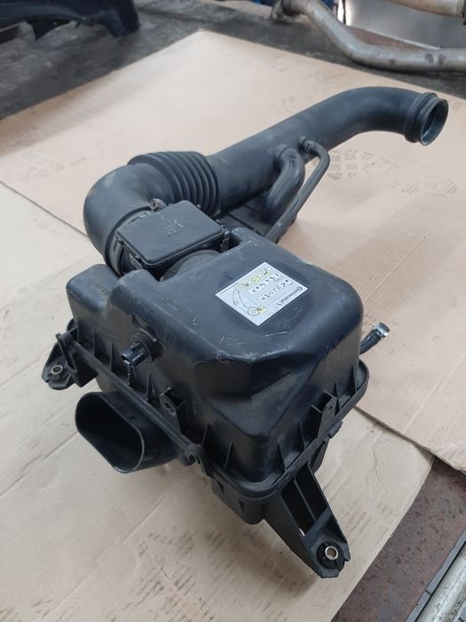 obudowa filtra /przeplywomierz mazda mx5