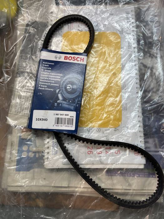 Клиновий ремінь 10x940 bosch