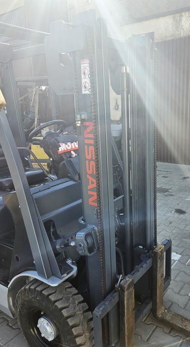 Wózek widłowy Nissan L01 1500kg  LPG