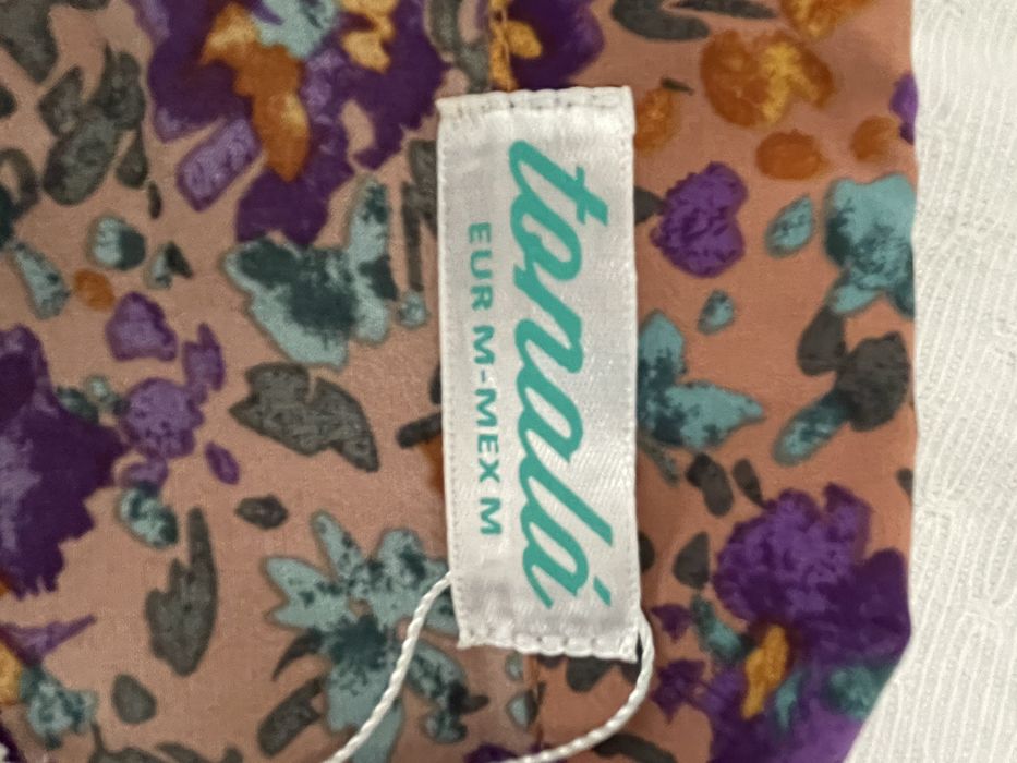 15€ Casaco blazer/ jaqueta curta novo