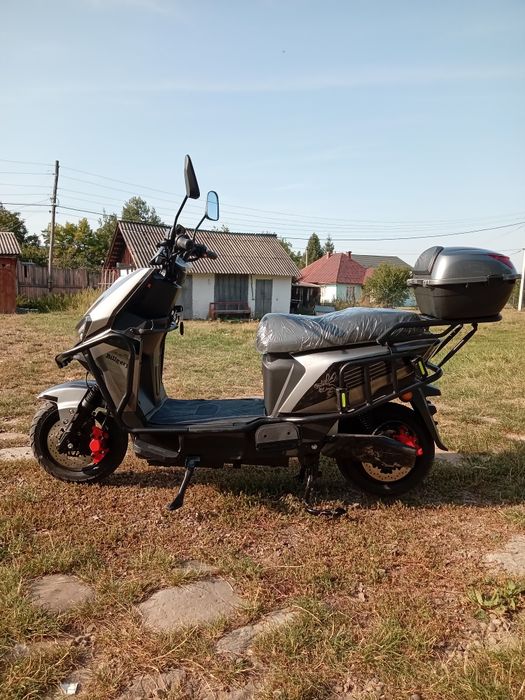 Продам ел.скутер BILLGERY B-11179.
