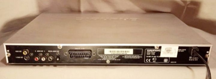 Grundig  - odtwarzacz CD