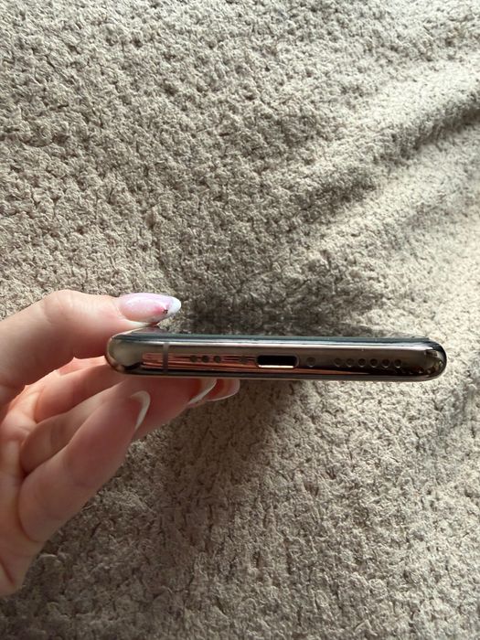 Sprzedam iphone 11 pro