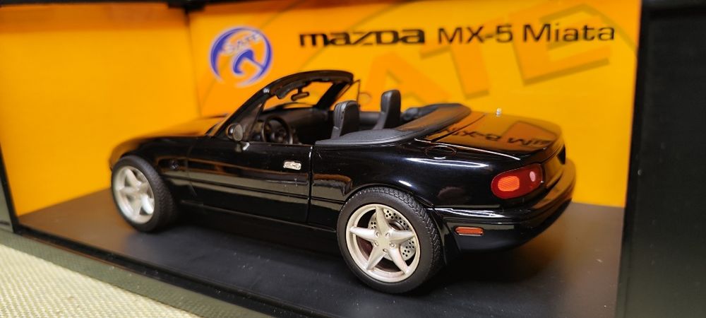 Mazda mx-5 miata 1:18 Gate