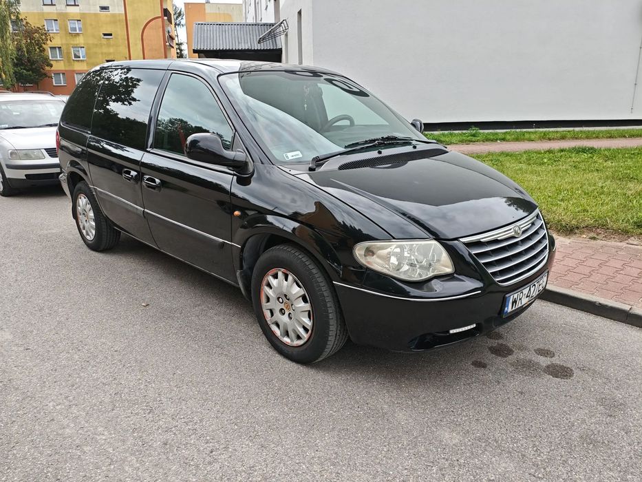 Chrysler Voyager Auto doinwestowane, nie wymaga wkładu finansowego. Dużo nowych części.
