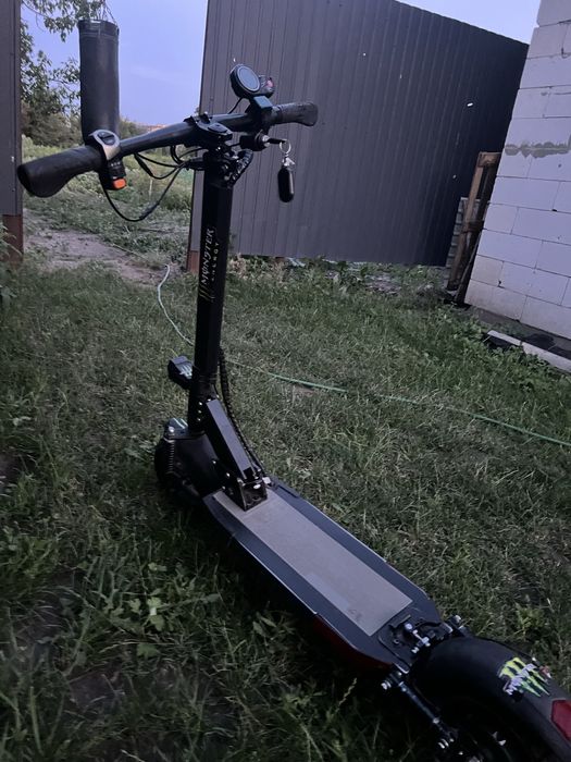 Продам електро самокат куго кирин м4 про 1200w