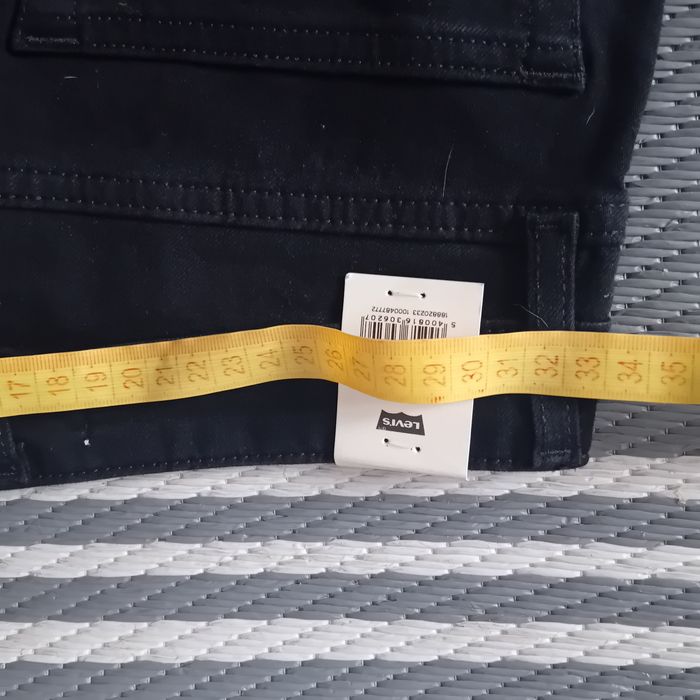 Жіночі джинси Levi's. 27×32