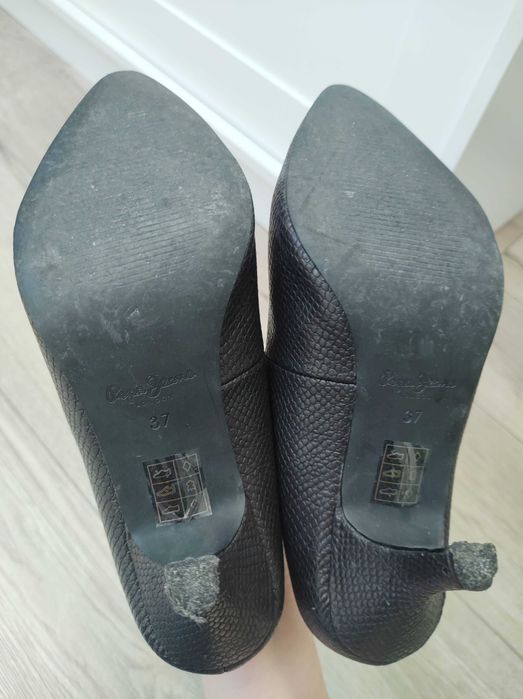 Szpilki czarne, buty na obcasie, 37