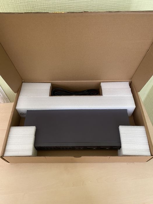 Продам Huawei S2350-28TP-EI