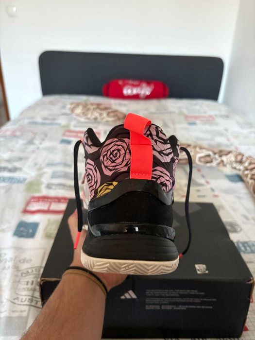 Modelo: Adidas D.O.N. Issue #4
Edition Limited