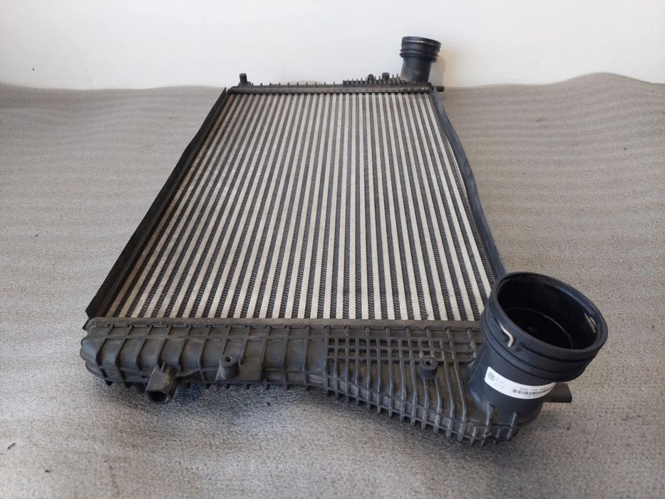 Radiador do intercooler VOLKSWAGEN Golf V Variant (1K5)