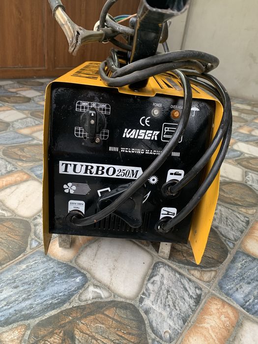 Зварювальний трансформатор KAIZER AC WELDER TURBO 250M