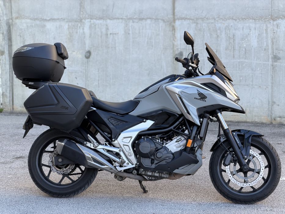 HONDA NC750X - 11/2024 C/ Extras!