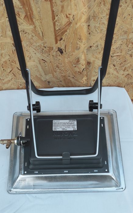 Газовый обогреватель керамический NurGaz NG-310P  3.5 кВТ на ножке