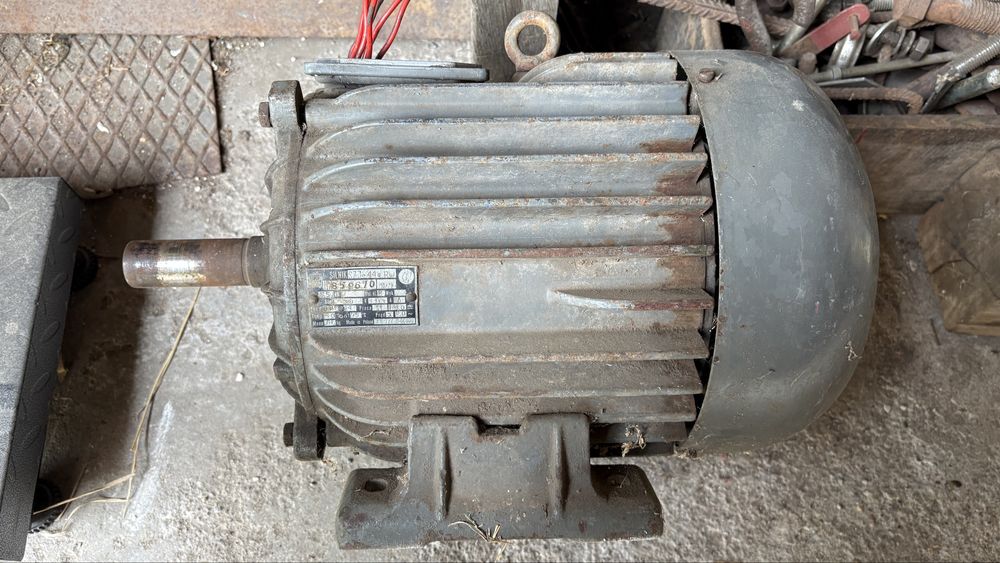 Silnik 5,5 kw uszkodzony