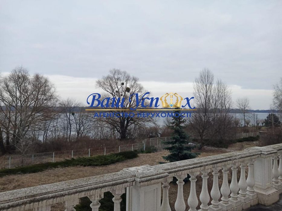 Продажа  дома  с выходом форватер Днепра. Конча-Заспа  дамба.