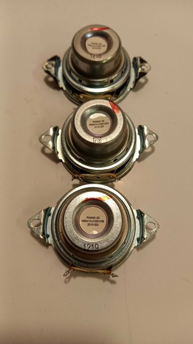 Динамики Harman Kardon Aura Studio