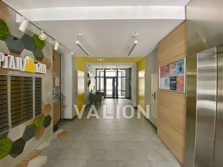 Продаж 3к квартири Подільський р-н Івана Виговського 10Е