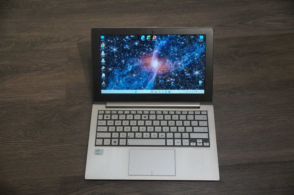 ASUS ZenBook UX21E 11.6″ Core i7 / 4GB / SSD 480GB / Windows 11