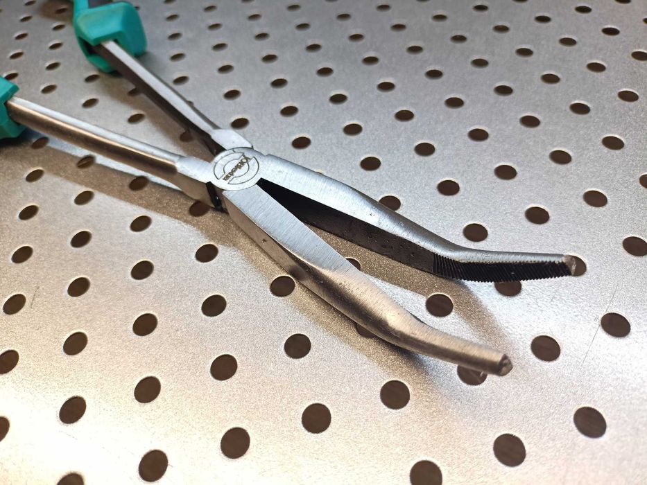 Szczypce wydłużone Cr-V wygięte 45° 275mm szczypce długie 45° wygięte