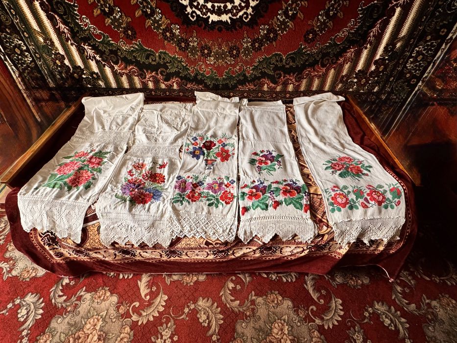 Продам вишивані рушники