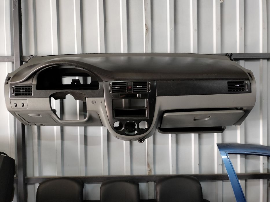 Торпедо Панель Chevrolet Lacetti