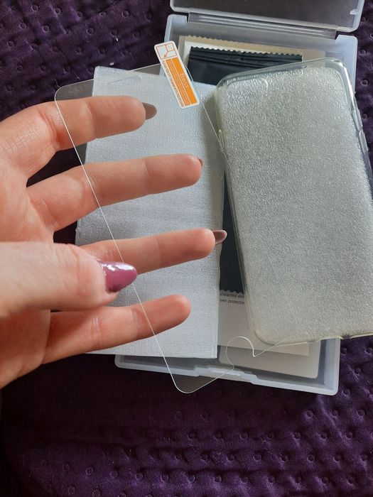 Szkło hartowane na IPhone 6 7s / plus silikonowym etui